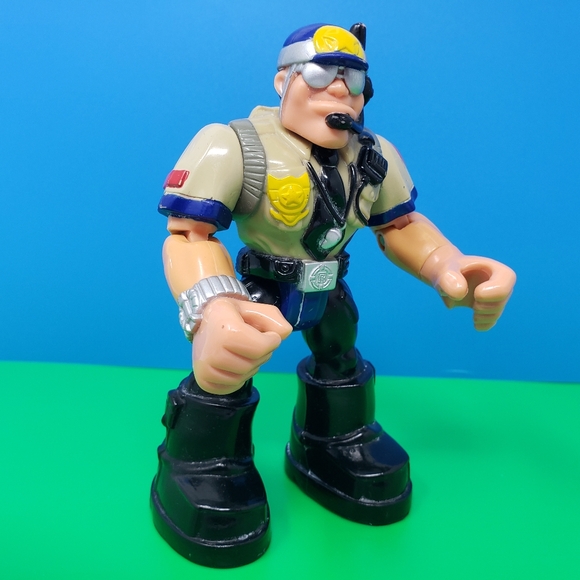 Mattel Rescue Heroes Night Patrol Captain Cuffs Police Toy Figure - Picture 15 of 16